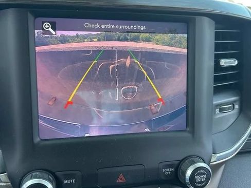 Used 2019 RAM 1500 Laramie AWD/4WD image 26