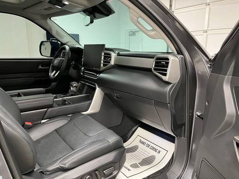 Used 2024 Toyota Tundra Limited AWD/4WD image 57