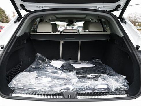 New 2025 Audi Q5 2.0T Premium image 29