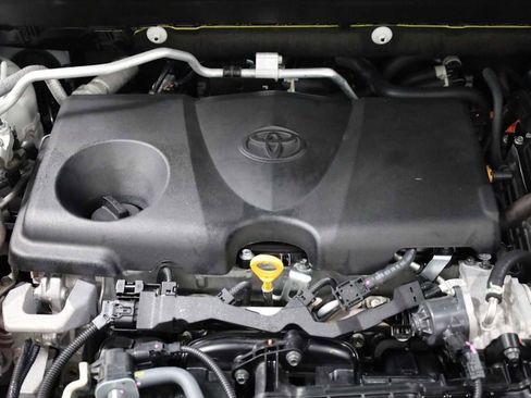 Used 2024 Toyota RAV4 SE image 38