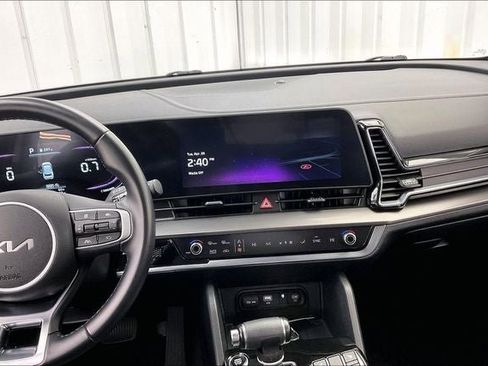 Used 2023 Kia Sportage EX FWD image 6