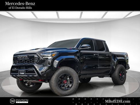 Used 2025 Toyota Tacoma TRD Pro AWD/4WD image 1