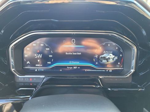 Used 2025 Chevrolet Silverado 1500 ZR2 w/ Technology Package image 33