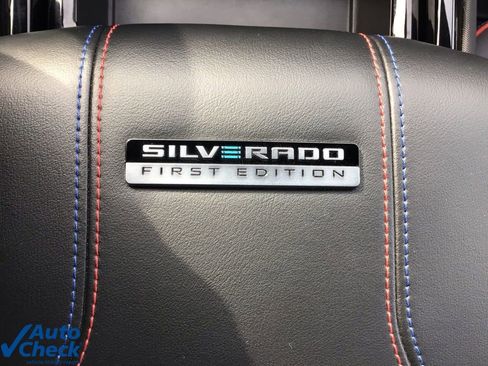 Used 2024 Chevrolet Silverado EV RST image 41