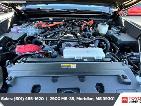 Used 2025 Toyota Tacoma TRD Pro image 8