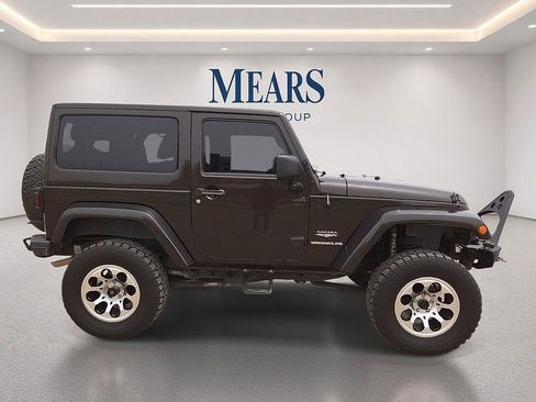 Used 2013 Jeep Wrangler Sahara w/ Connectivity Group AWD/4WD image 6