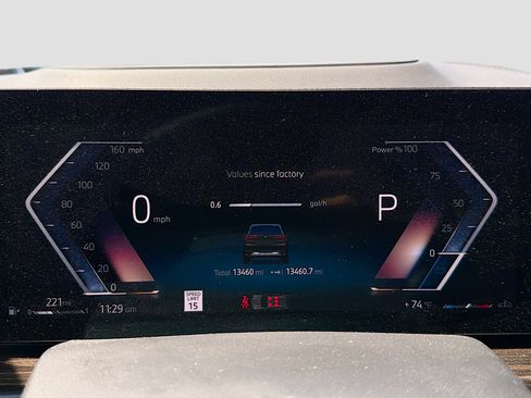 Used 2025 BMW X5 xDrive40i w/ Premium Package image 39