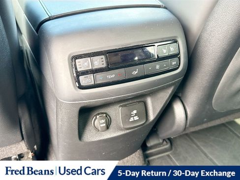 Used 2024 Hyundai Palisade SEL FWD image 29