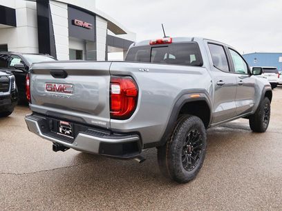 New 2026 GMC Canyon Elevation w/ Convenience Package