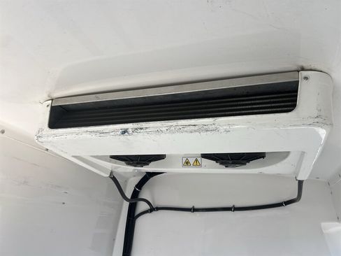 Used 2018 Ford Transit 350 148 High Roof RWD image 19