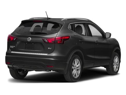 Used 2018 Nissan Rogue Sport S w/ S Appearance Package AWD/4WD image 2