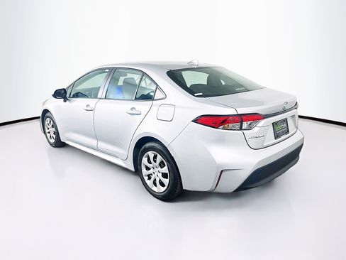 Used 2026 Toyota Corolla LE FWD image 5