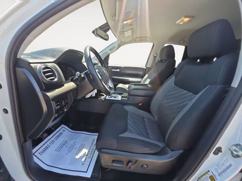 Used 2019 Toyota Tundra SR5 AWD/4WD image 9