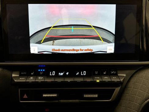 Used 2025 Toyota Camry XLE w/ Premium Package AWD/4WD image 11