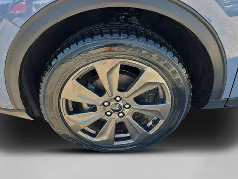 Used 2024 Ford Escape Platinum AWD/4WD image 9