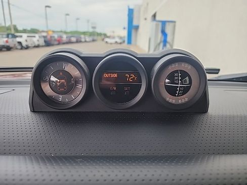 Used 2008 Toyota FJ Cruiser 2WD w/ Upgrade Pkg 1 image 14