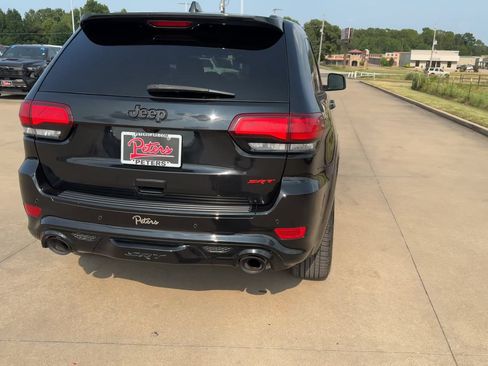 Used 2020 Jeep Grand Cherokee SRT w/ Trailer Tow Group IV AWD/4WD image 8