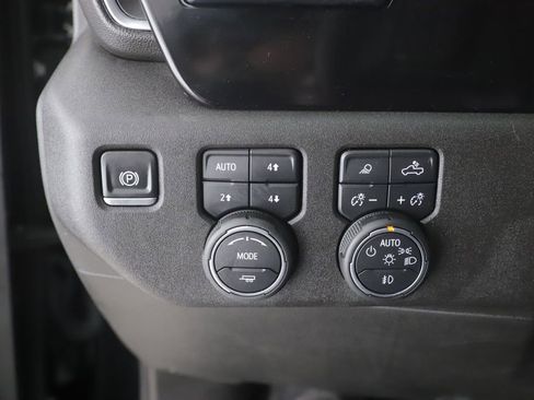 Used 2026 Chevrolet Silverado 1500 High Country w/ Midnight Edition AWD/4WD image 20