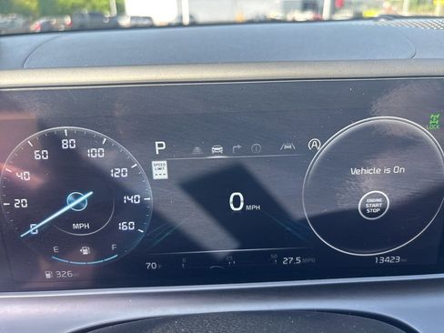 Used 2024 Kia Seltos S AWD/4WD image 10