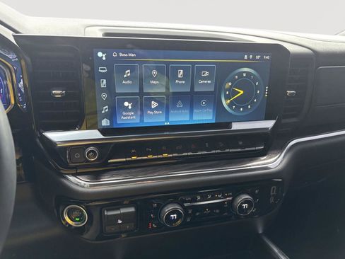 Used 2024 Chevrolet Silverado 1500 LTZ image 14