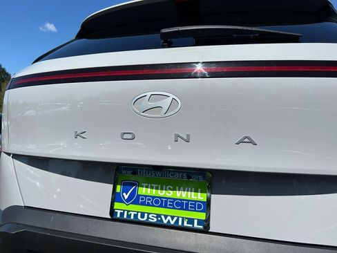 Used 2025 Hyundai Kona SEL AWD/4WD image 36
