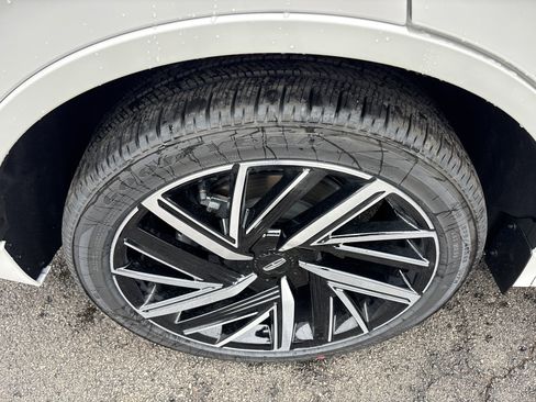 New 2026 Lincoln Aviator Black Label AWD/4WD image 10