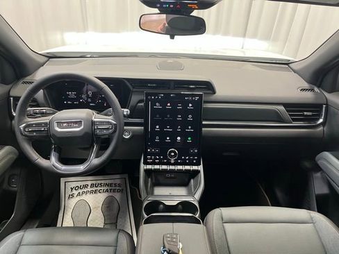 Used 2026 GMC Terrain AT4 w/ Convenience Package III image 4