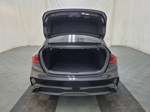 Used 2022 Kia Forte LXS image 29