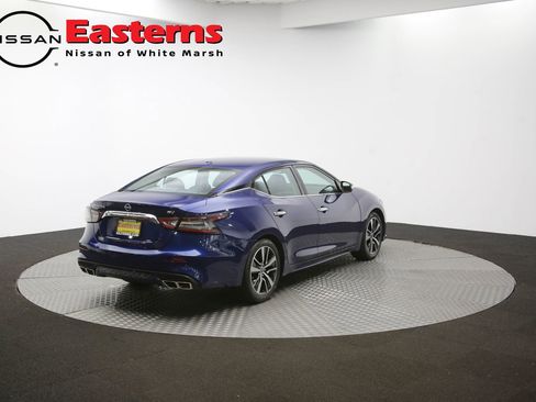 Used 2023 Nissan Maxima SV w/ Floor Mat Group image 37