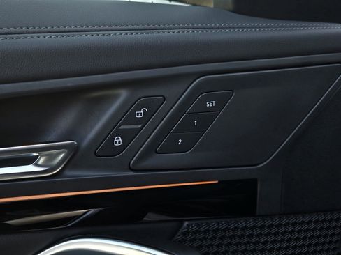 Used 2025 BMW X1 xDrive28i image 11