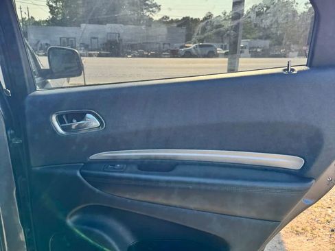 Used 2017 Dodge Durango SXT w/ Quick Order Package 23B AWD/4WD image 17