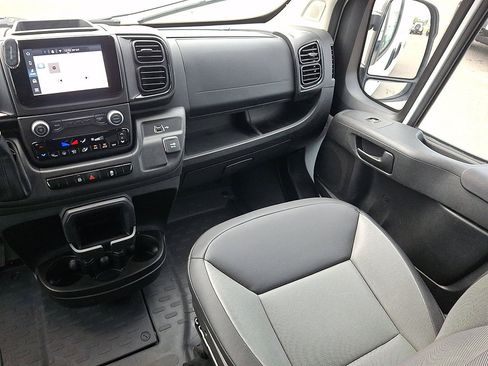Used 2026 RAM ProMaster 2500 w/ Convenience Group FWD image 11