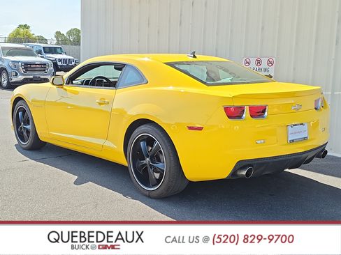 Used 2010 Chevrolet Camaro SS w/ RS Package RWD image 5