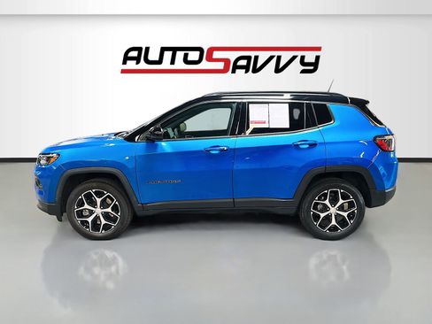 Used 2024 Jeep Compass Limited AWD/4WD image 4