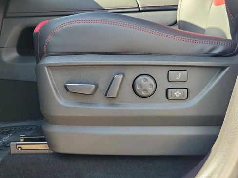 New 2026 Nissan Armada NISMO image 25