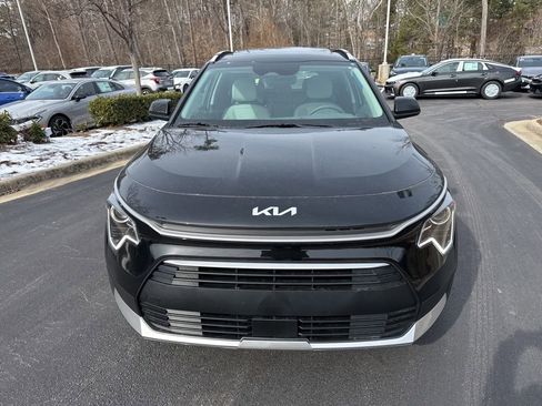 New 2026 Kia Niro EX image 2