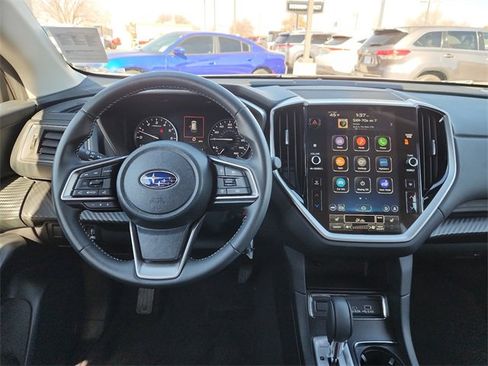 Used 2024 Subaru Ascent Premium image 12