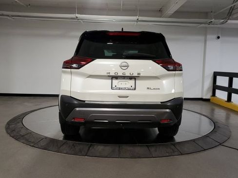 Used 2023 Nissan Rogue SL AWD/4WD image 7