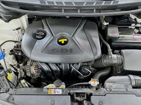 Used 2016 Kia Forte LX image 21