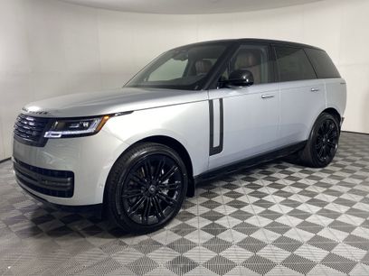 New 2025 Land Rover Range Rover SE