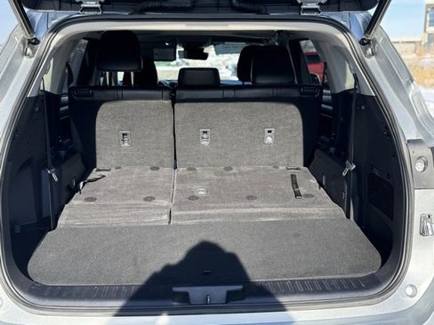 Certified 2022 Toyota Highlander XLE image 46