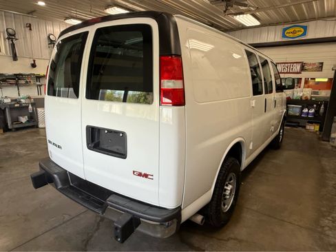 Used 2021 GMC Savana 2500 w/ Driver Convenience Package RWD image 5