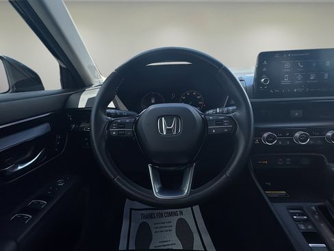 Used 2024 Honda CR-V EX-L image 11