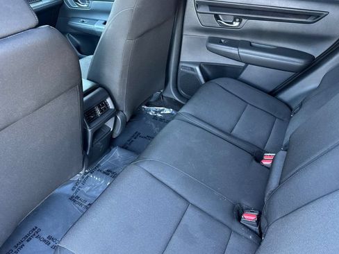 Used 2024 Honda CR-V LX image 11