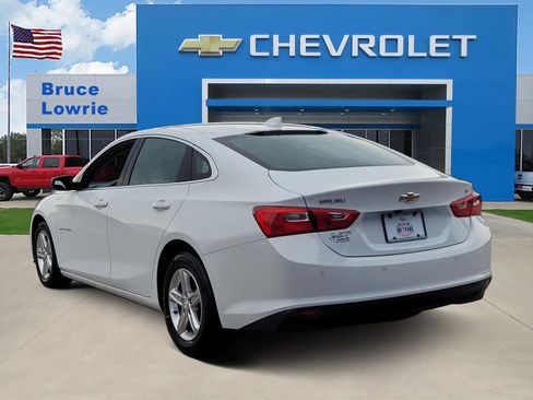 Used 2023 Chevrolet Malibu LT w/ Driver Confidence Package FWD image 4