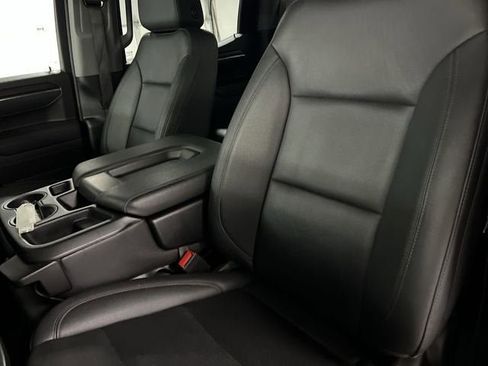 Used 2025 GMC Sierra 1500 SLT image 19