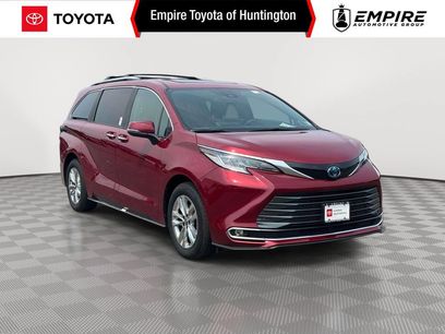Used 2025 Toyota Sienna Limited