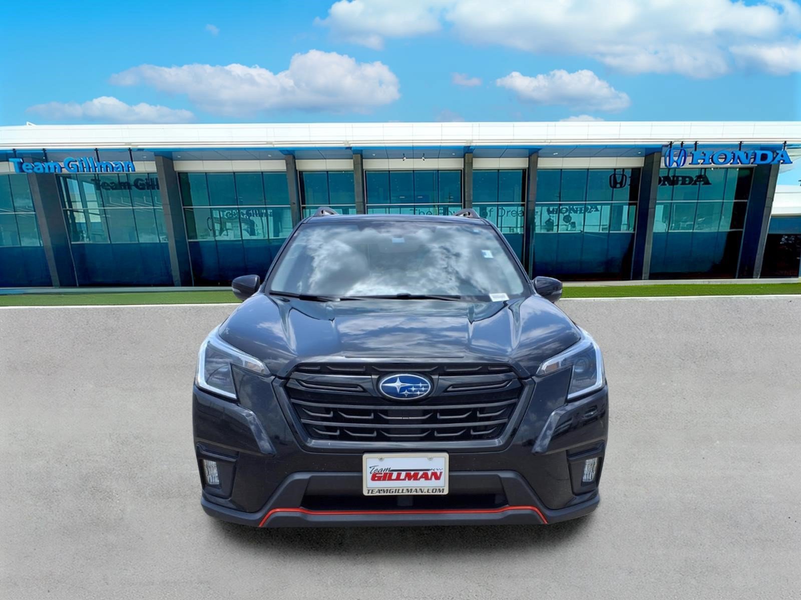 Used 2023 Subaru Forester Sport AWD/4WD image 2