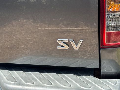 Used 2021 Nissan Frontier SV RWD image 7