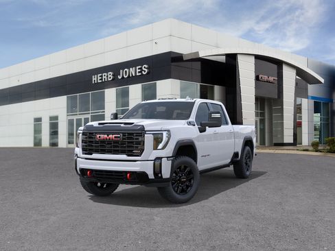 New 2026 GMC Sierra 2500 AT4 w/ AT4 Premium Plus Package AWD/4WD image 8